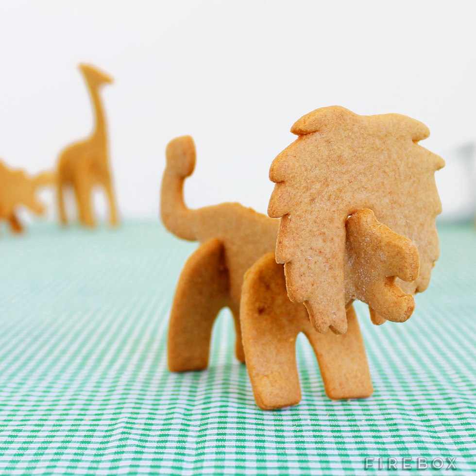 3D animal cookie cutters perfect for homemade animal crackers