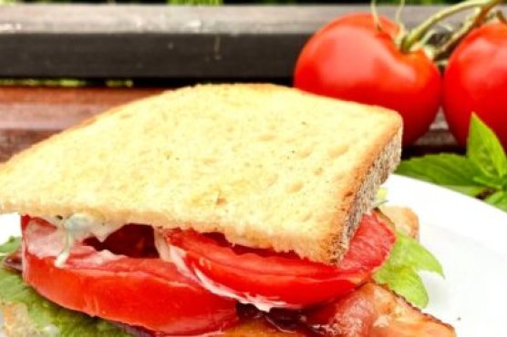 How to Upgrade a Simple BLT to Your Favorite Summer Lunch with These 2 Simple Tricks