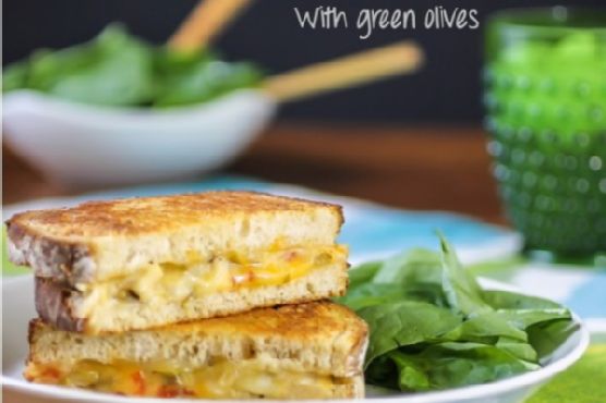 Grilled Chicken Sandwich with Cheese