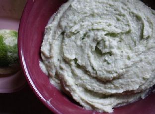 Basil Lime White Bean Hummus