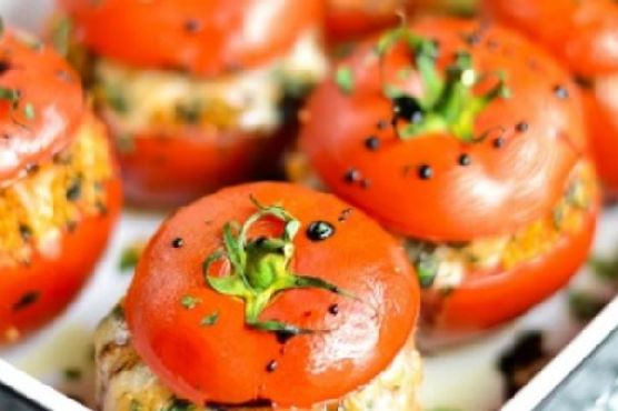 Caprese-Style Stuffed Tomatoes with Balsamic Reduction