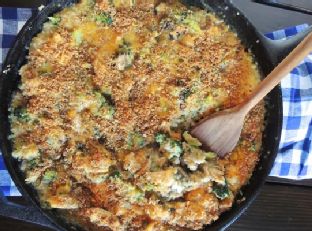Cheesy Chicken and Vegetable Quinoa