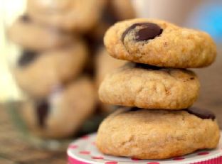 Easy, Healthy Peanut Butter Chocolate Chip Cookies