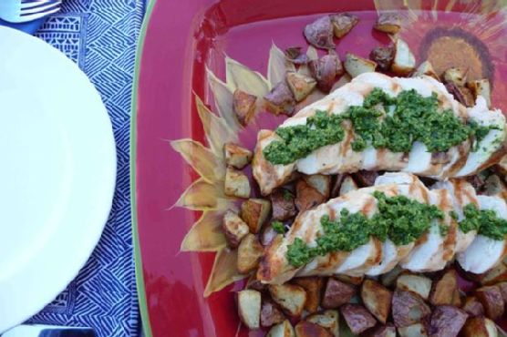 Grilled Chicken With Spinach-Chive Pesto