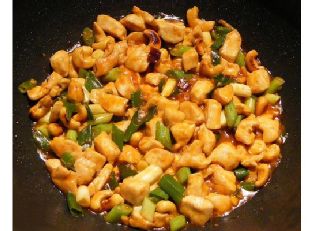 Kung Pao Chicken With Peanuts
