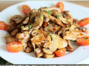 Stir-Fried Shredded Chicken and Mushrooms With Balsamic