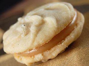 Vanilla Bean Melting Moment Cookies With Caramel Filling