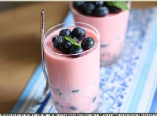 Vanilla Yogurt Mousse With Strawberry Marshmallow