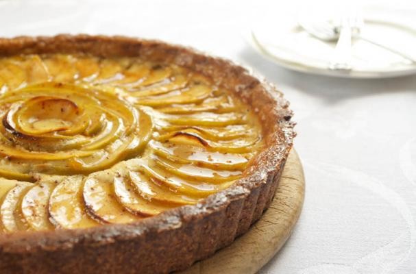 How To Make Apple-Cheesecake Tart with Salted Caramel Glaze | Recipe
