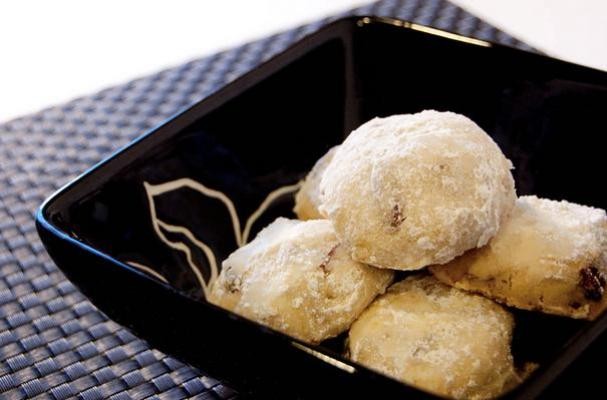 How To Make Authentic Mexican Wedding Cookies | Recipe
