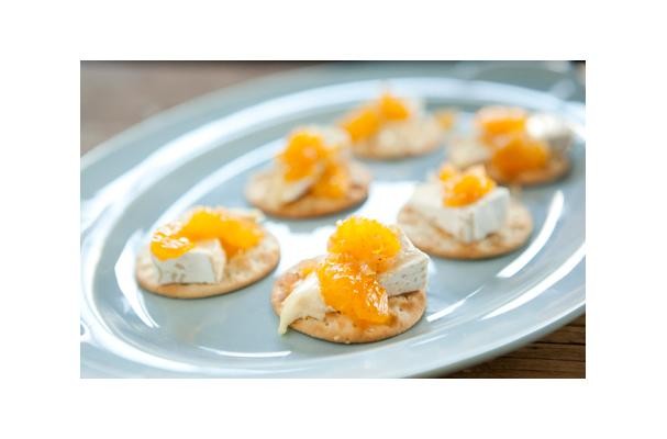 How To Make Brie With Cardamom-Scented Clementine Chutney | Recipe