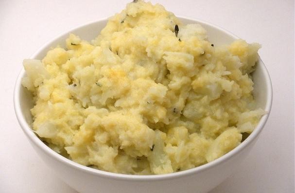 How To Make Cheddar Mashed Cauliflower | Recipe
