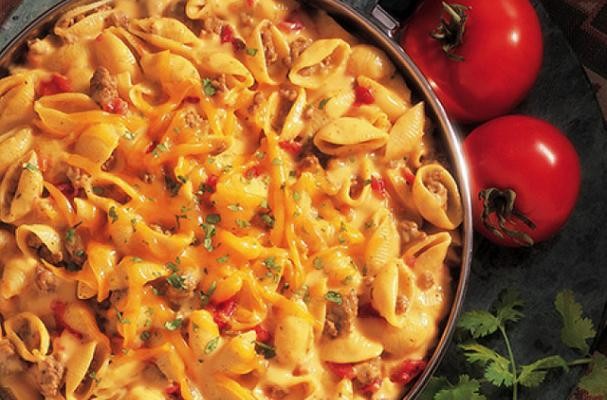 How To Make Cheesy Picante Beef Macaroni | Recipe