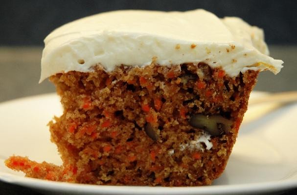 How To Make Classic Carrot Cake With Cream Cheese Frosting | Recipe