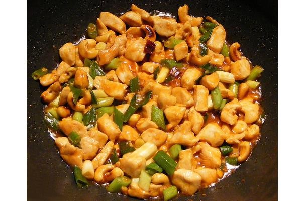 How To Make Kung Pao Chicken With Peanuts | Recipe
