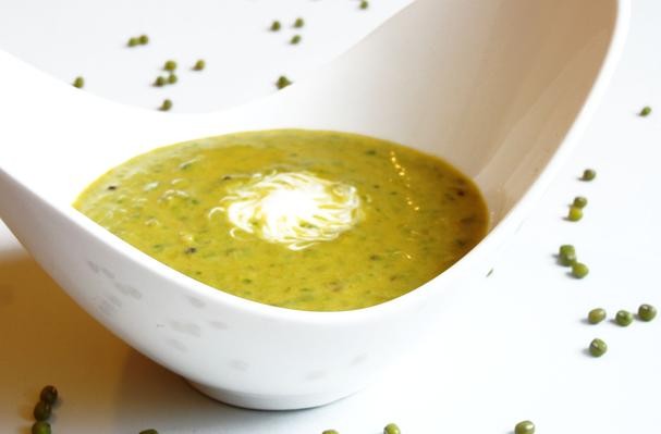 How To Make Luxurious Spinach and Mung Bean Soup | Recipe