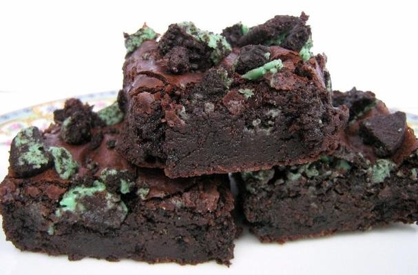 How To Make Mint Oreo Brownies | Recipe
