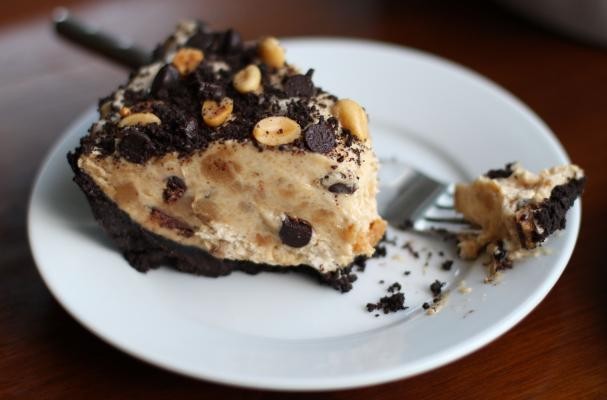 How To Make No-Bake Chocolate Peanut Butter Pie | Recipe