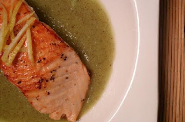 How To Make Salmon on Kiwi & Lemon Puree | Recipe