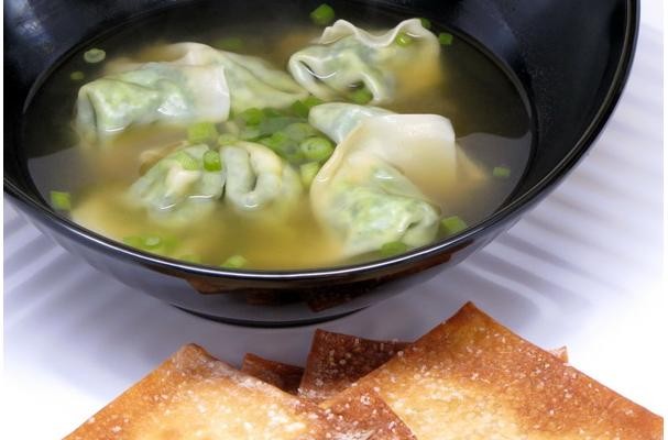 How To Make Spinach Soup With Wontons | Recipe