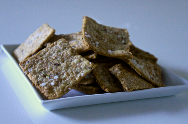 How To Make Whole-wheat Flaxseed and Fennel Crackers | Recipe